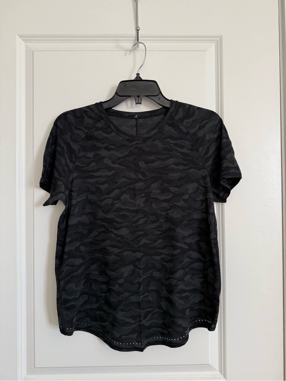 lululemon Rise and Run Short Sleeve Top